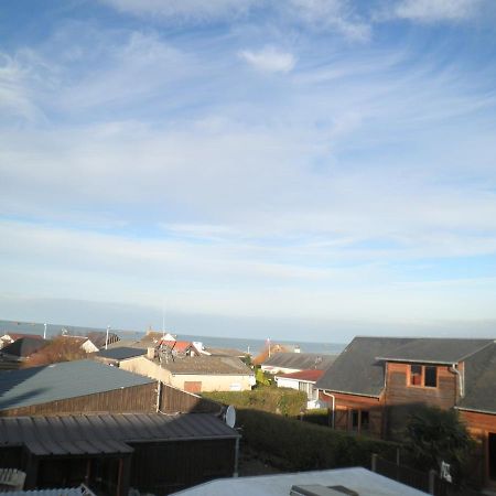 Appartement F1 Mansarde A 100M De La Plage, Proche De Arromanches Et Des Plages Du Debarquement Saint-Come-de-Fresne Luaran gambar